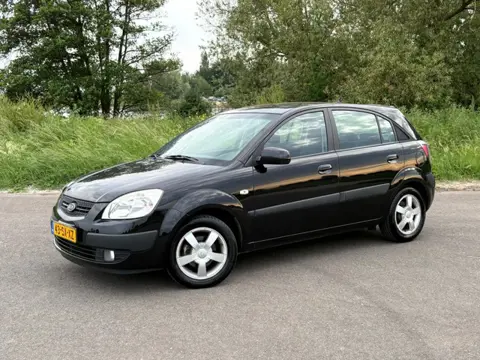Kia Rio 1.6 CVVT X-ecutive Trekhaak Airco Climate Elektr Ramen