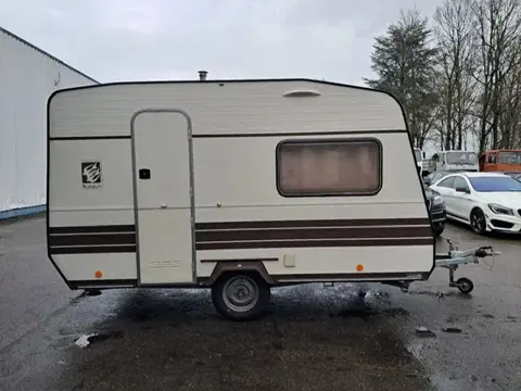 Knaus Sudwind 330 (bj 1985)