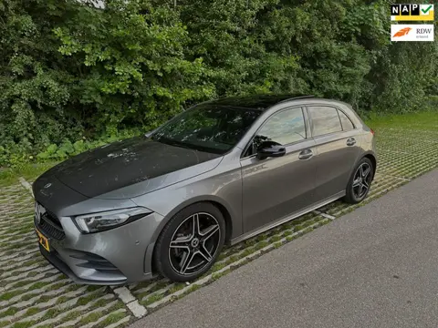 Mercedes-Benz A-klasse 180 Business Solution AMG Automaat