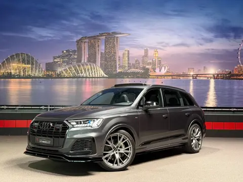 Audi Q7 55 TFSI quattro RS-Stoelen|B&o|Luchtvering|Trekhaak|Panorama