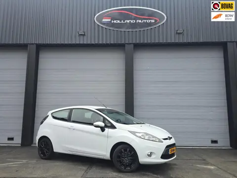 Ford FIESTA 1.4 automaat, nette staat, nieuwe apk, distributie vervange