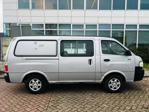 Kia Pregio TCI Bestelwagen