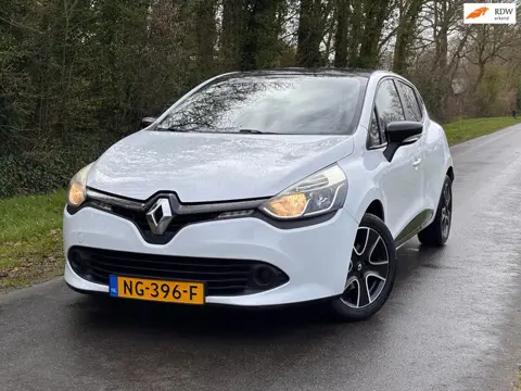 Renault Clio 1.2 16V | Cruise control + Navi |