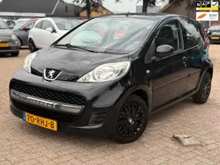 Peugeot 107 1.0-12V XR AIRCO APK 31-05-2027 NAP.5 DEURS