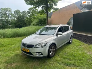 Kia Cee'd 1.4 CVVT X-ecutive Airco PDC NAVI NAP!!!!