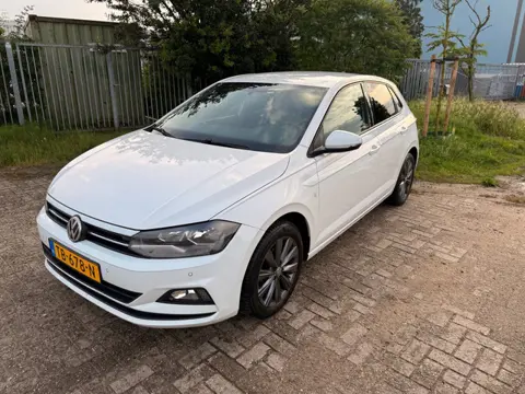 Volkswagen Polo 1.0 TSI 95pk Navi |Cruise| Leder |P.sensoren
