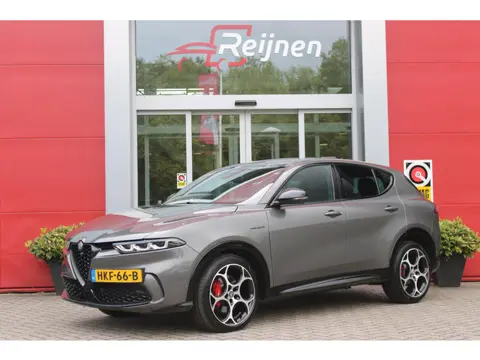 Alfa Romeo Tonale 1.5T Hybrid 160PK VELOCE | PREMIUM PACK: LEDEREN BEKLEDING/GEVENTILEERDE VOORSTOEL