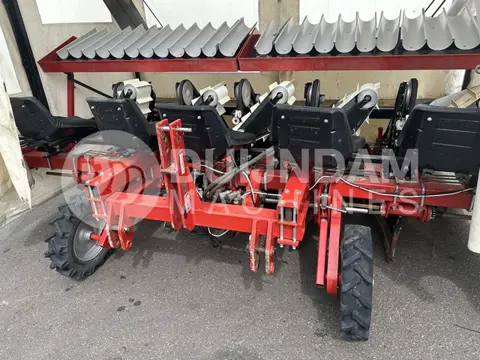 Gregoire Besson preiplantmachine 5 rijen