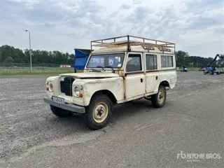 Land Rover SANTANA