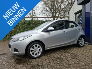 Mazda 2 1.3 TS airco, cruise, trekhaak