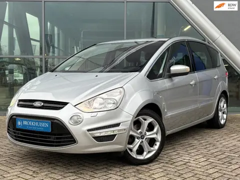 Ford S-Max 1.6 EcoBoost Platinum 7p. 161pk Trekhaak / Panoramadak / Camera
