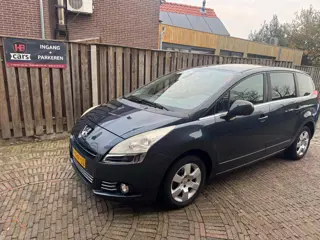Peugeot 5008 1.6 VTi Blue Lease 5p.