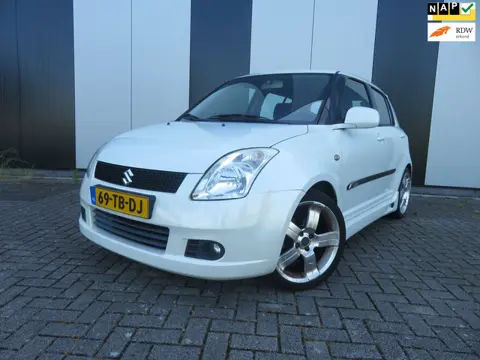 Suzuki Swift 1.3 Shogun