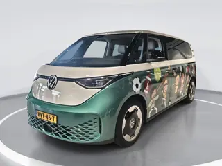 Volkswagen ID. Buzz Pro Bulli 86 kWh 286pk L2 7-persoons · Panoramadak · Navigatie