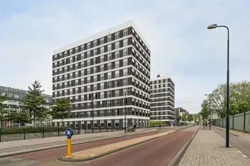 Woning aan de Wolbrantskerkweg te Amsterdam