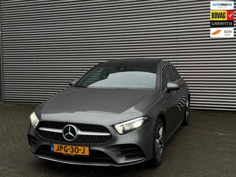 Mercedes-Benz A-klasse A250e AMG l PANO lMB Garantie 11/2027