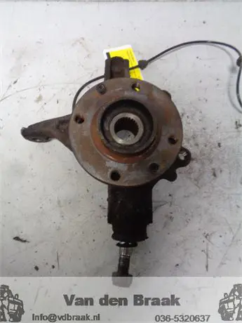 Peugeot 3008 1.6 THP 2009-2013 Fusee rechts voor