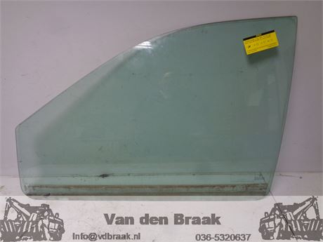 Chrysler Voyager 2004-2008 Portierruit links voor