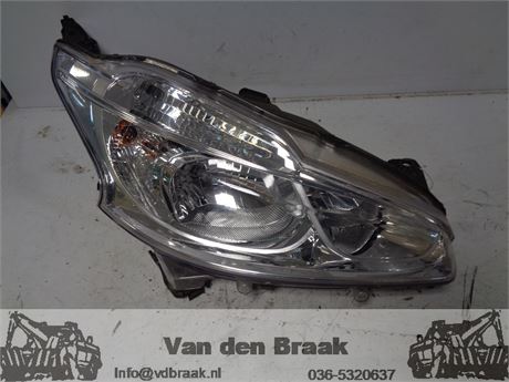 Peugeot 208 2012-2015 Koplamp rechts