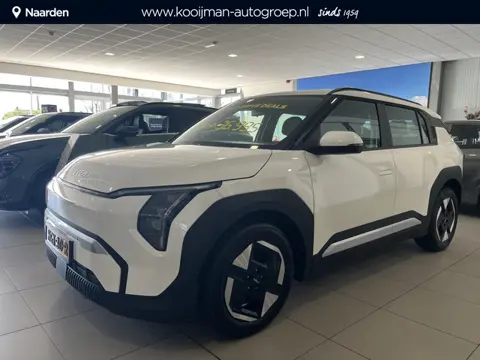 Kia EV3 Air 58.3 kWh DIRECT RIJDEN!! DEMO VOORDEEL!!  17% BIJTELLING!!