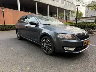 Skoda Octavia Combi 1.6 TDI Greentech Active Climate Cruise NW APK