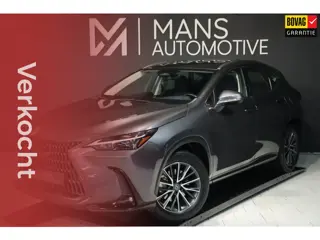 Lexus NX 350h / KEYLESS / ACC / CAMERA / CARPLAY / ALCANTARA