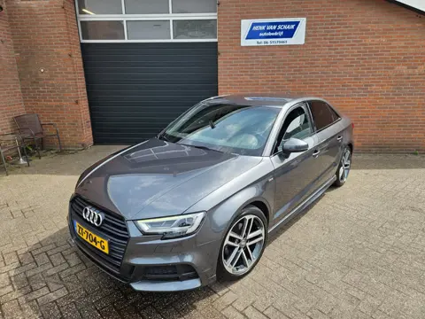 Audi A3 Limousine 30 TFSI Sport S Line Edition 2019 / AUTOMAAT
