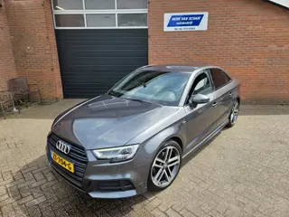 Audi A3 Limousine 30 TFSI Sport S Line Edition 2019 / AUTOMAAT