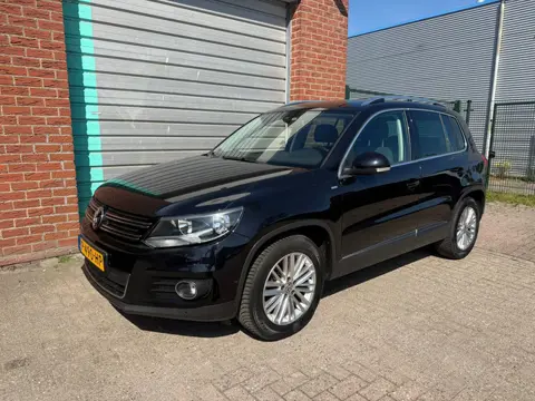 Volkswagen Tiguan 1.4 TSI Sport&Style Bj:2015
