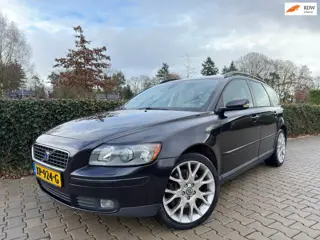 Volvo V50 2.5 T5 AWD Summum Automaat , Polar Edition , Clima / Cruise / Navi / Leder / Schuifdak / P