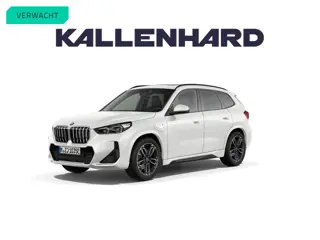 BMW X1 xDrive25e - M-Sport - Pano - Trekhaak - 19 inch - Camera