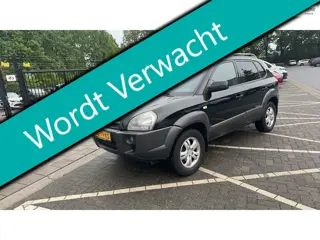 Hyundai Tucson 2.0i Style 142pk Clima Cruise Trekhaak 1400kg. Historie