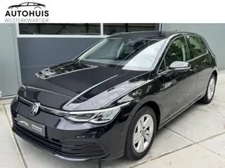 Volkswagen Golf 1.0 TSI 110pk H6 Life Business Virtual Cockpit Massagestoel Navigatie Stoel- Stuurve