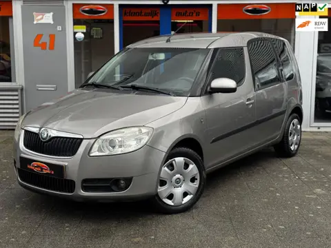 Skoda Roomster 1.6 16V Sport Airco *Nieuwe APK*