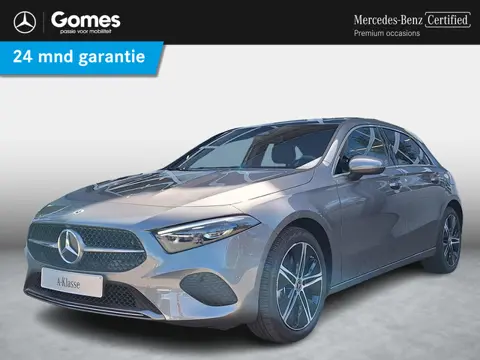 Mercedes-Benz A-klasse 250 e Luxury Line | Panoramadak | Dodehoekassistent