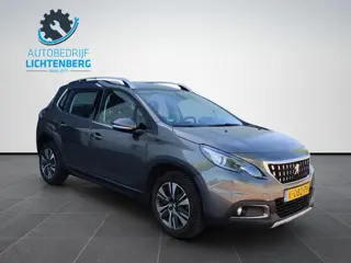 Peugeot 2008 1.2 PureTech GT-Line Automaat / PDC Achter / Trekhaak