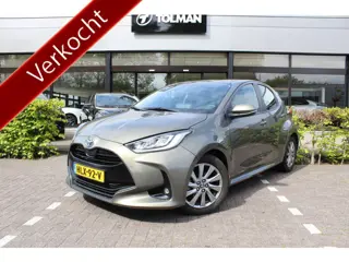 Toyota Yaris 1.5 Hybrid Dynamic Special | Rijklaar | Trekhaak | Stoel-/stuurverw. | Apple/Android | 