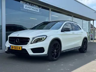 Mercedes-Benz GLA-klasse 180 Ambition AMG night-pakket automaat , Panoramaschuifdak , achteruitrijca