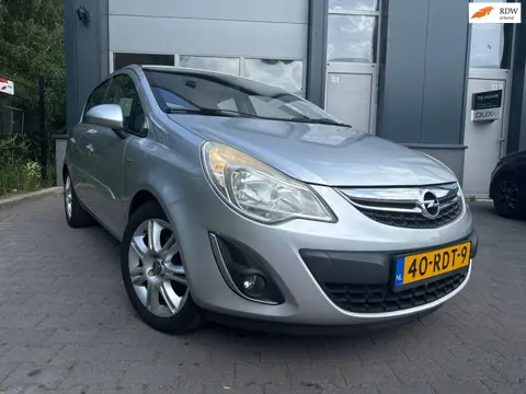 Opel Corsa 1.4-16V Cosmo