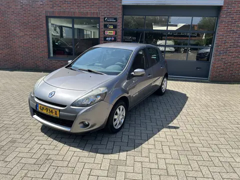 Renault Clio 1.2 Collection (bj 2012)