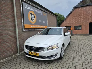 Volvo V60 2.0 D4 Summum (bj 2014)