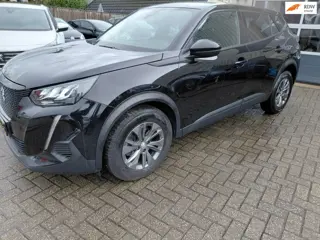 Peugeot 2008 1.2 PureTech Blue Lease Allure