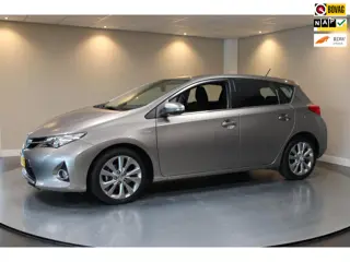 Toyota Auris 1.8 Hybrid Dynamic *1ste Eigenaar/Dealer OH!* Automaat|Camera|Cruise|Navi