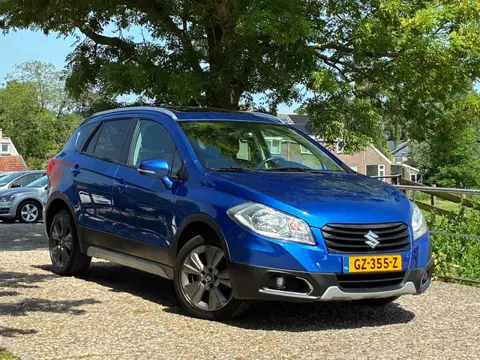 Suzuki SX4 S-Cross 1.6 Exclusive AllGrip | Automaat + Schuif/kantel dak + Cruise + Clima nu € 10.975
