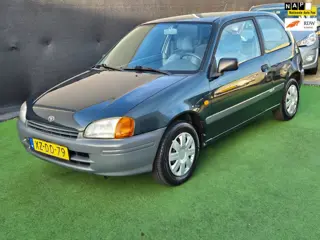 Toyota Starlet 1.3-16V XLi AUTOMAAT NAP!