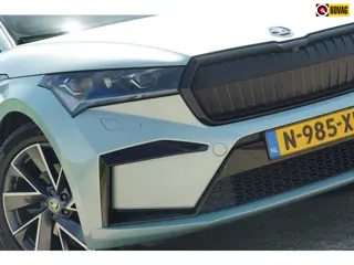 Skoda Enyaq iV 60 Sportline - Arctic Silver - Sport Plus - SmartLink - Topstaat