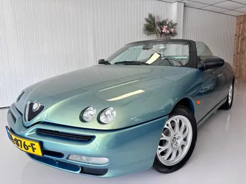 Alfa Romeo Spider 3.0-12V V6 L CABRIO, LEDER, ETC….