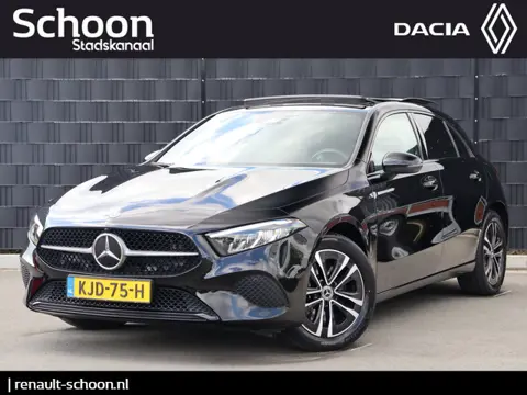 Mercedes-Benz A-Klasse 250 e Business Line PHEV | Pano | Trekhaak | Camera | Stoelverwarming | Carpl