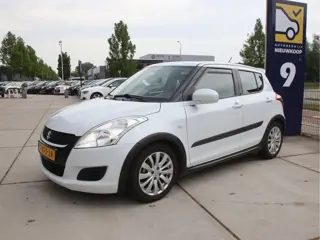 Suzuki Swift 1.2 Bandit EASSS 1e eig, NL Auto, Pano, Navi, Airco Nieuwstaat!