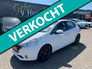 Peugeot 208 1.2 VTi Envy